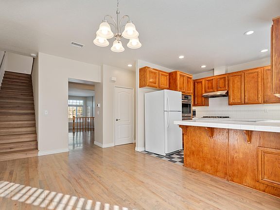 5th image of 2825 Plaza Del Amo Unit 114