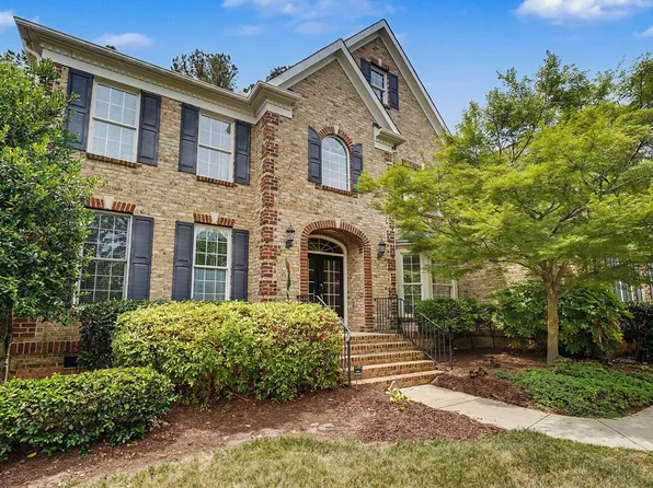 10505 Tarton Fields Cir, Raleigh, NC 27617