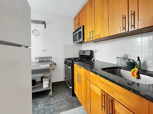 Rented by Douglas Elliman | media 1