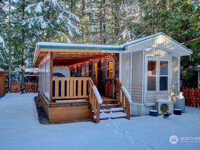 160 4 Christmas Tree Circle, Deming, WA, 98244