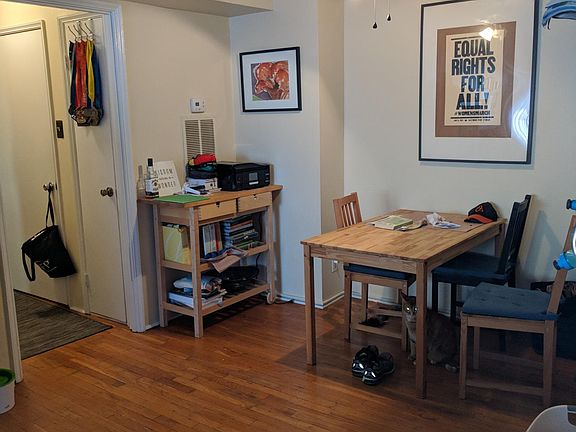 Open dining sitting area