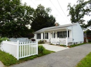 1325 Allen St, Springfield, MA 01118