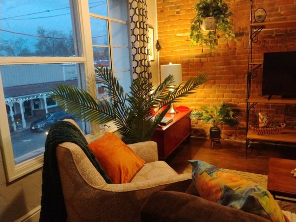 22 W Main St #Id1501075p