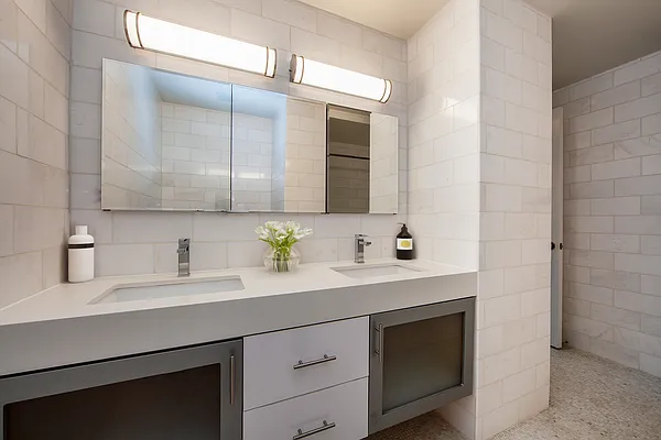 Rented by Voro NYC | media 24