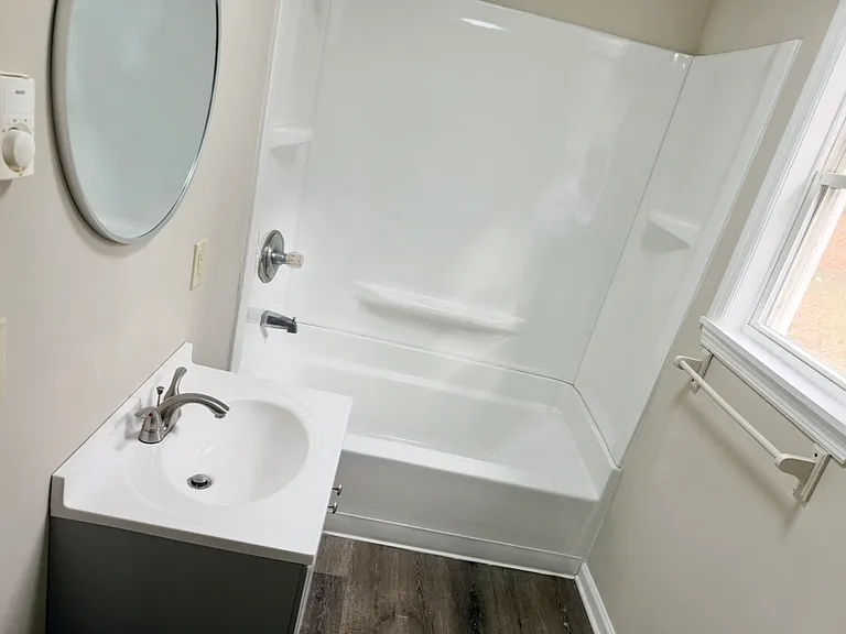 3-5-7 Maple St #7 — Photo 5