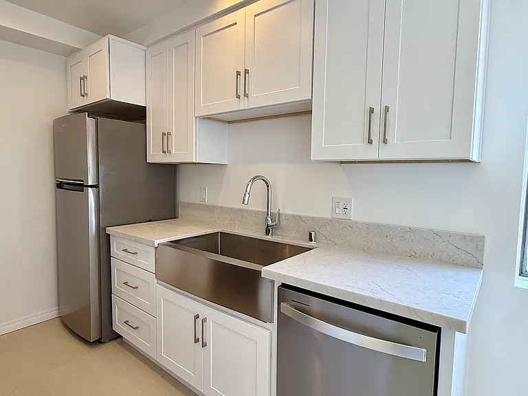 515 Pier Ave #3 — Photo 7