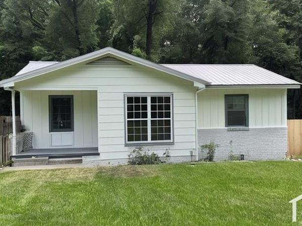 3923 Moffett Ct