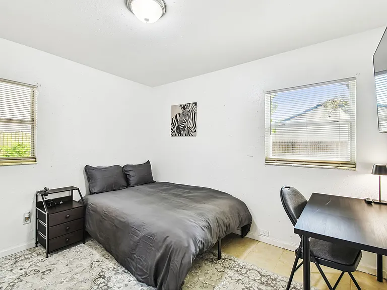 10103 N Lantana Ave — Photo 24