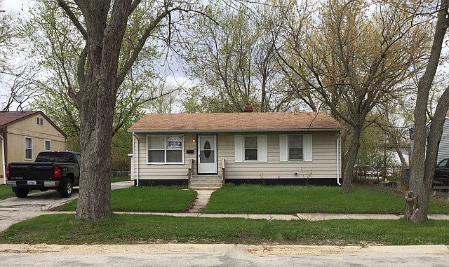 1st image of 2107 E 223rd St