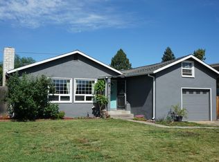 920 Jasper St, Medford, OR 97501