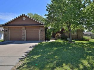 2226 S Capri Ln, Wichita, KS 67207