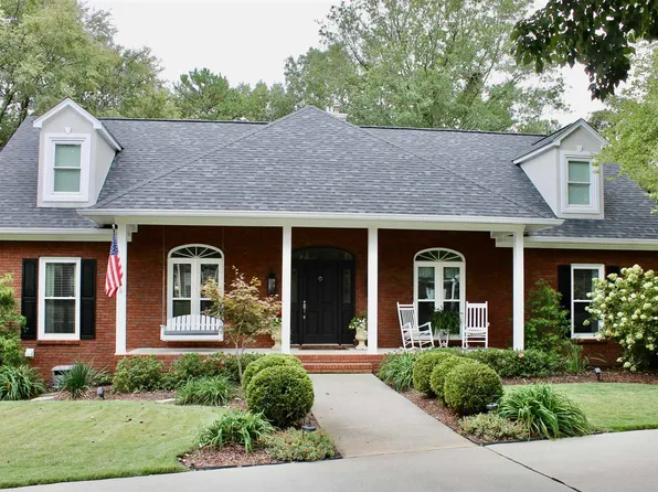 483 Rena Dr, Springville, AL 35146