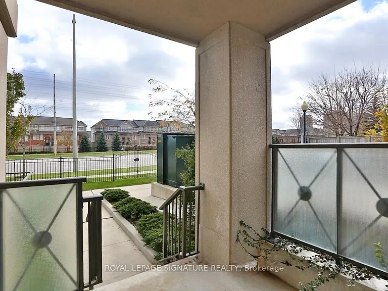220 Forum Dr #Townhouse 105 — Photo 18