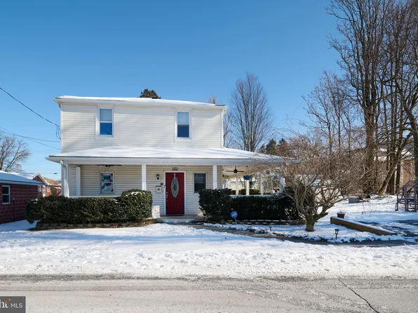282 Whitman Ave, Pleasant Gap, PA 16823