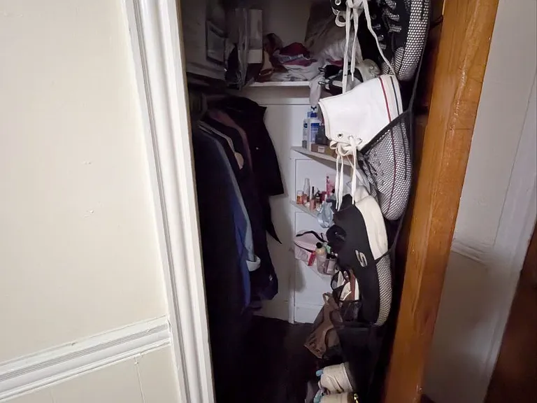 352 Riverway #14 — Photo 9