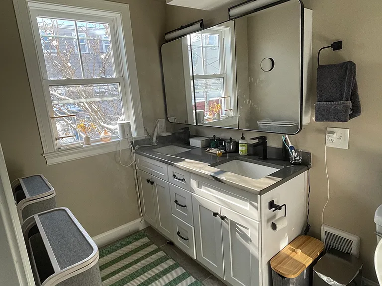 210 Everett St #2 — Photo 18