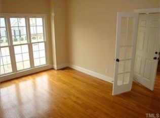 1010 River Commons Dr, Knightdale, NC 27545