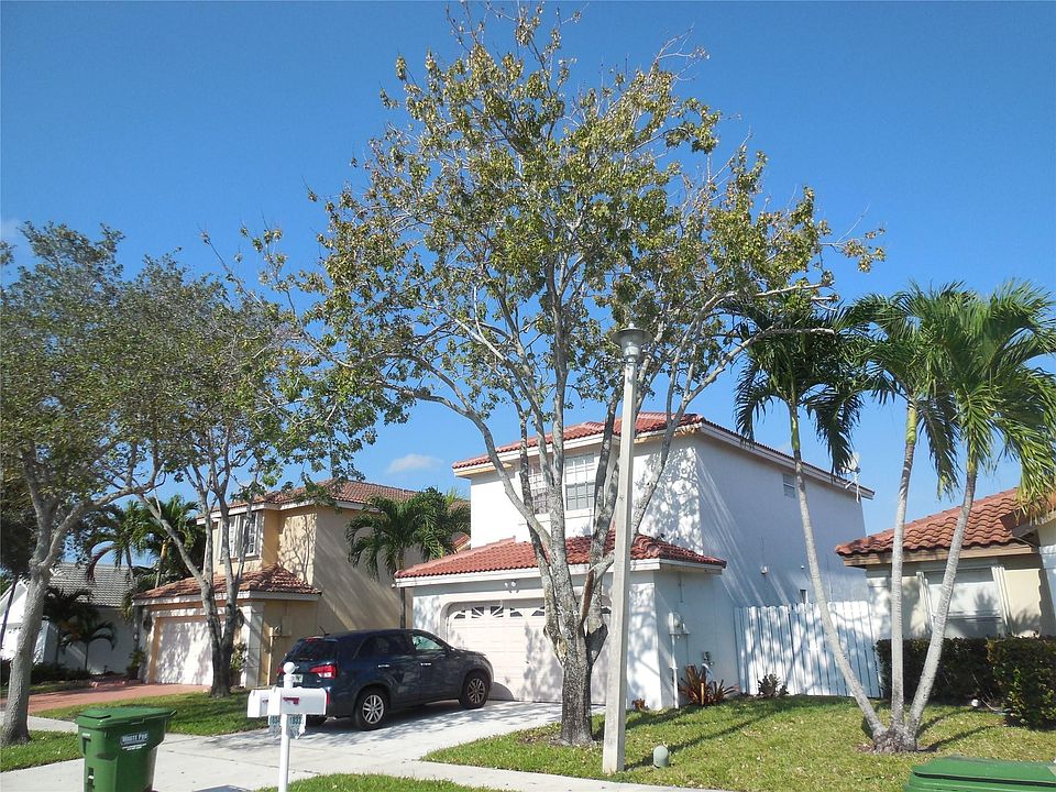 1st image of 18343 NW 7th Street