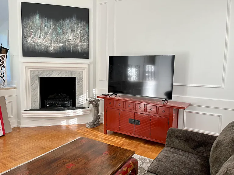 115 Dolphin Rd — Photo 10