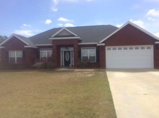525 Parish Loop NE, Hinesville, GA 31313
