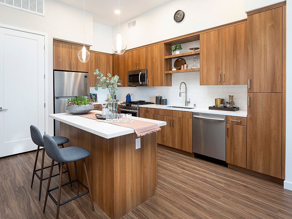 1st image of 330 N Westlake Ave #527