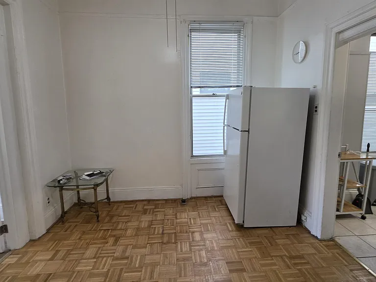23 Sherman Pl #2 — Photo 7