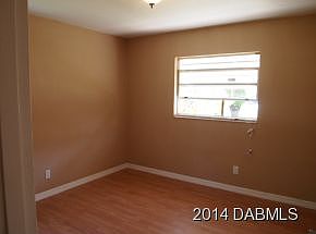 5th image of 409 Margie Ln