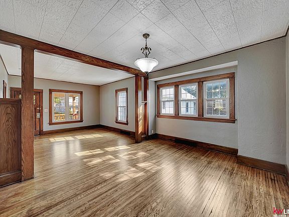 2nd image of 2331 Orchard St