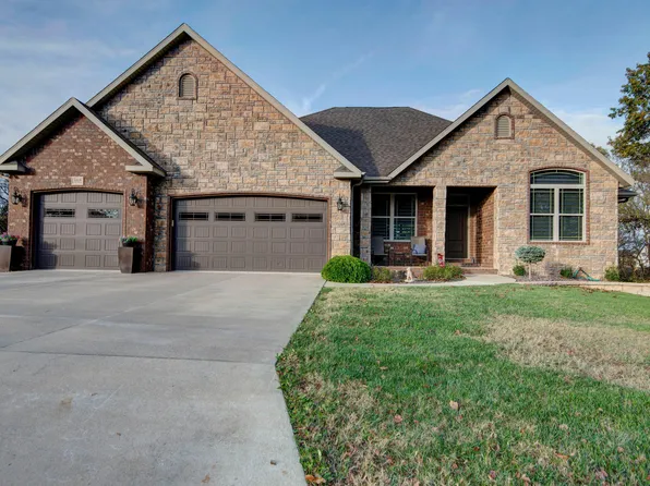 1119 N 19th Avenue, Ozark, MO 65721