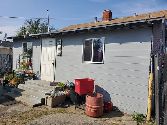 10932 Penrose St, Sun Valley, CA 91352 | MLS #22000864 | Zillow