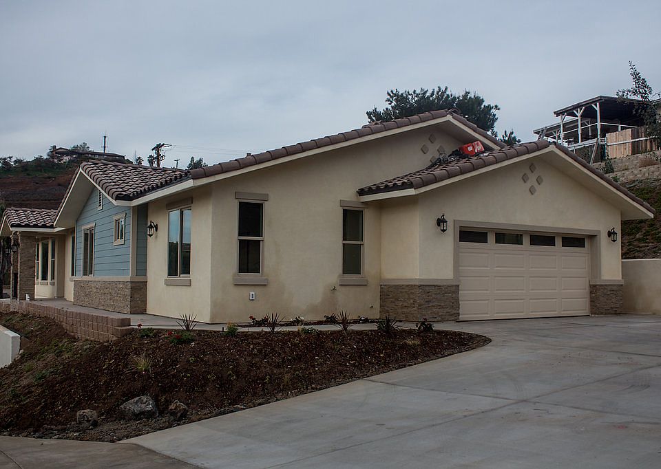 1st image of 1550 Fairmont