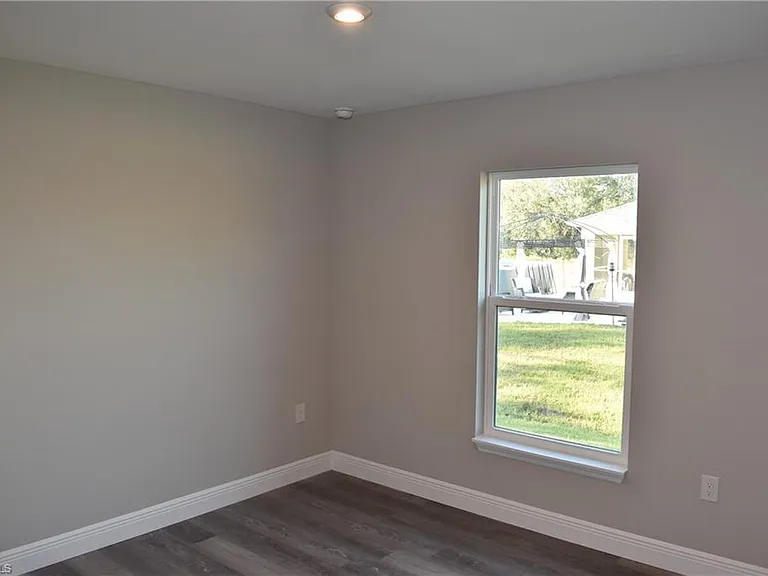 3761 Casco Cir — Photo 9