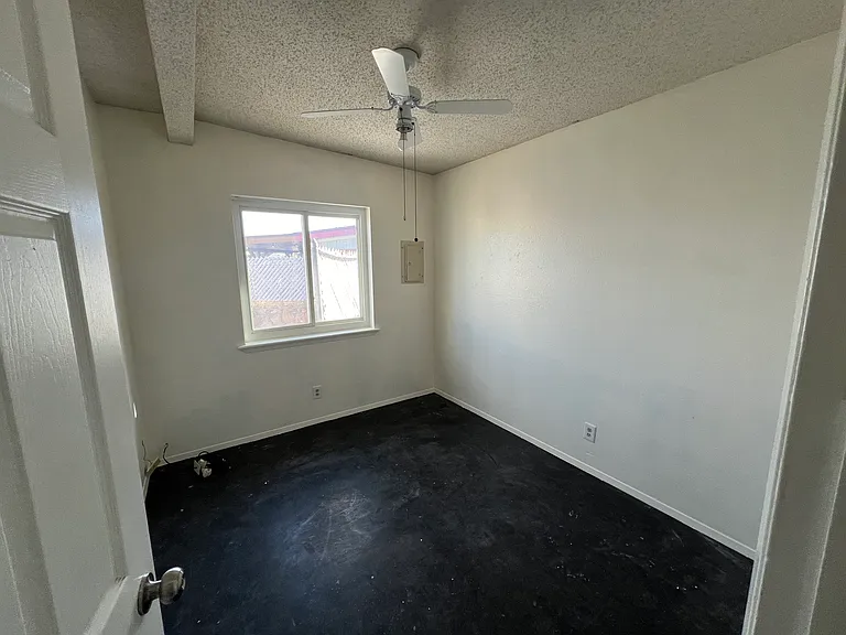 9323 Nottingham Dr — Photo 8