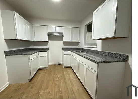 1723 W Kentucky St #2 — Photo 9