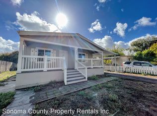 203 Magnolia Ave, Santa Rosa, CA 95407