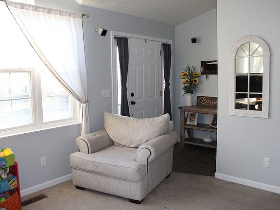 4th image of 3741 Sugarberry Dr