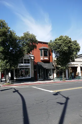 80 W Main St Photo 1
