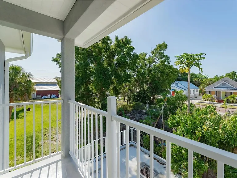 310 Hibiscus St #B — Photo 28
