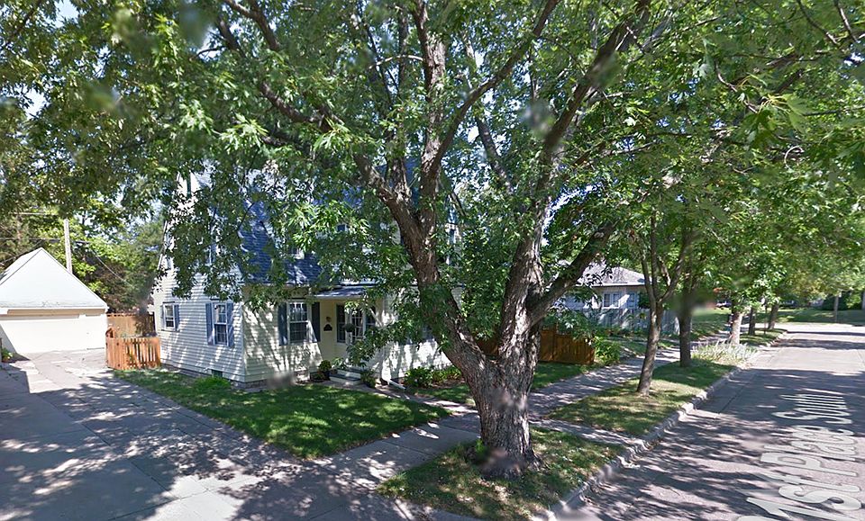 2nd image of 212 21st Pl S