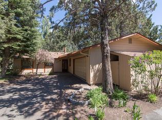 20745 Blacksmith Cir, Bend, OR 97702