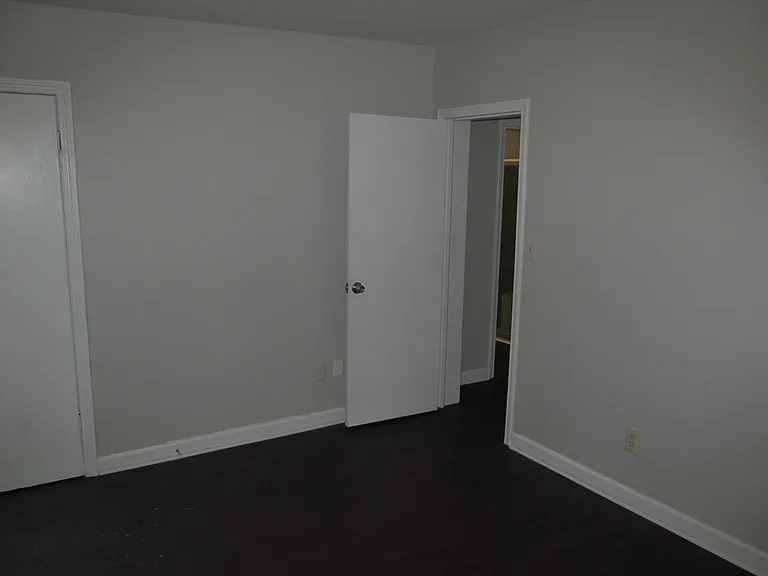 125 W Main St — Photo 3