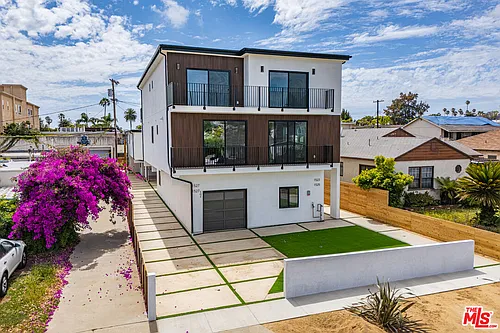1525 S Carmelina Ave Photo 1