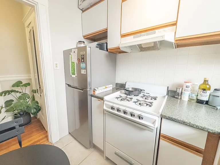 1572 Commonwealth Ave #12 — Photo 6