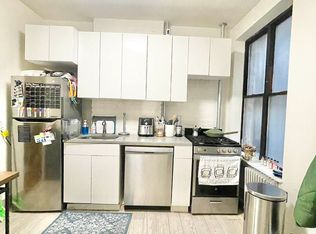 180 9th Ave #3F, New York, NY 10011
