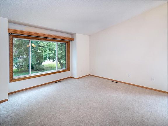 3rd image of 4154 Cates St SE