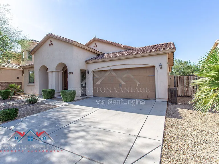 1532 E Apollo Rd — Photo 1