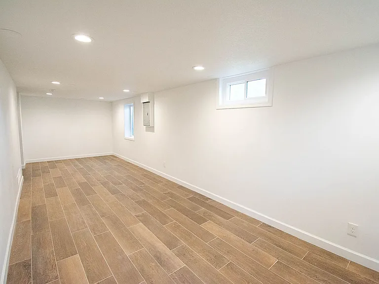 801 6th Ave SW — Photo 19