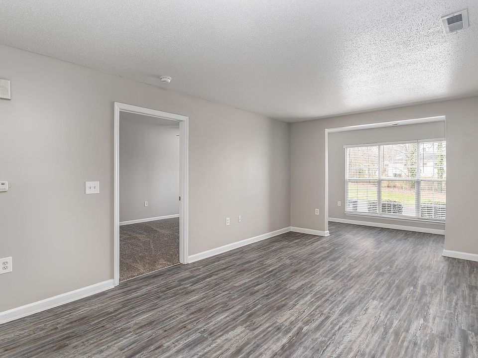 2nd image of 514 Coapman St #2F