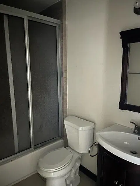 2 bed, 975 sqft, $1,100 — Photo 1
