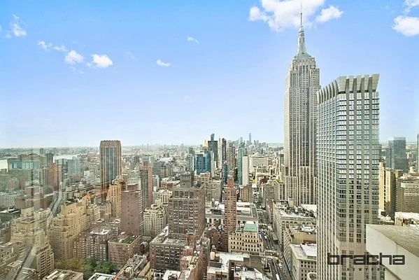 Rented by The Bracha Group | media 22